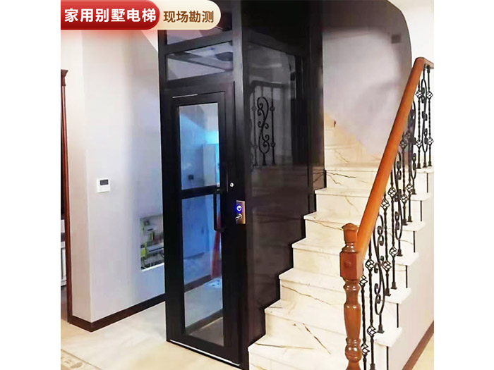 家用电梯